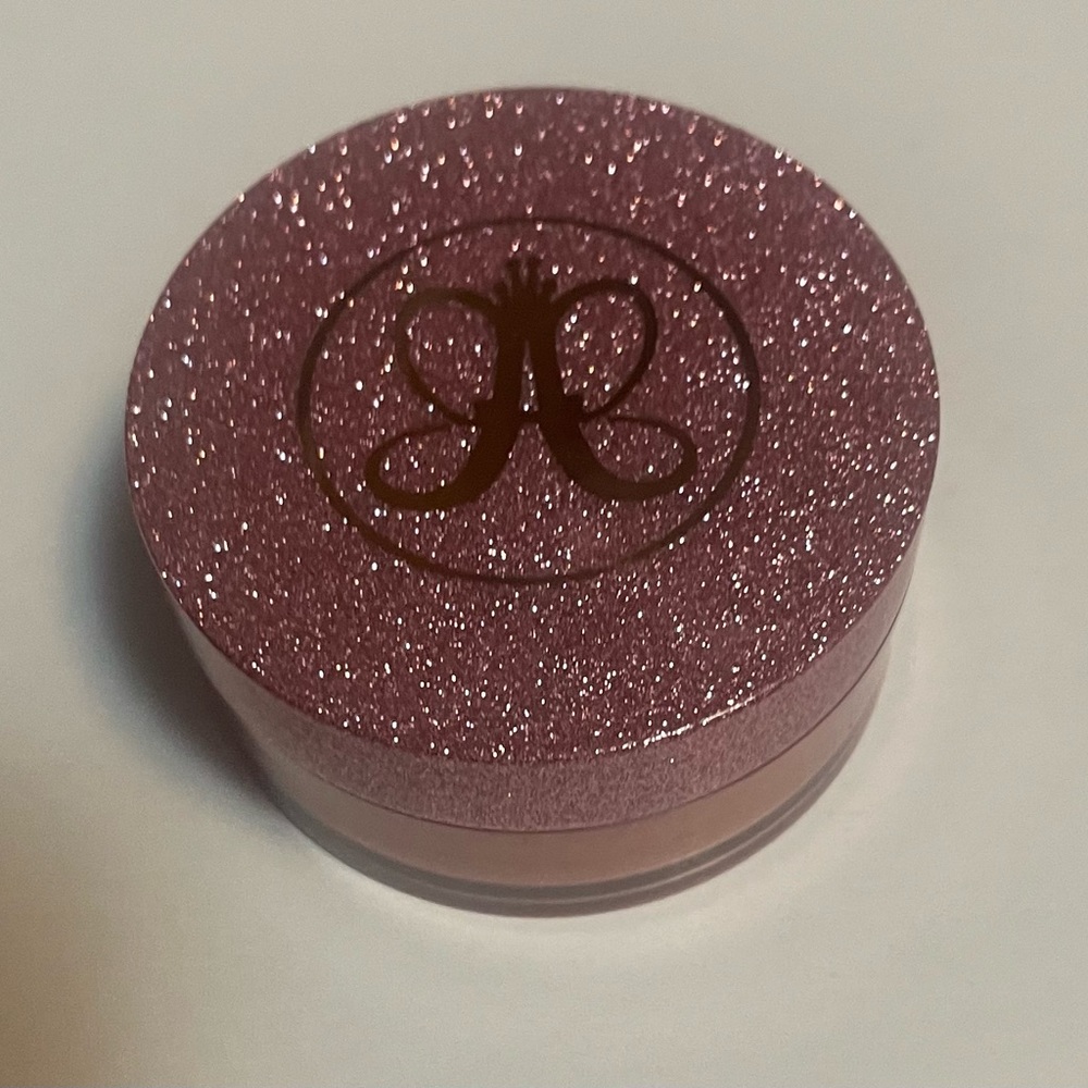 Anastasia Beverly Hills loose highlighter